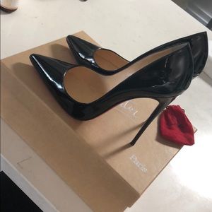 Christian Louboutin So Kate 120 patent